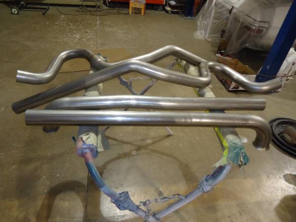 A_body_stainless_pipes