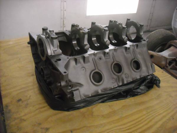 67_400_ho_engine_block_hot_tanked_sonic_check