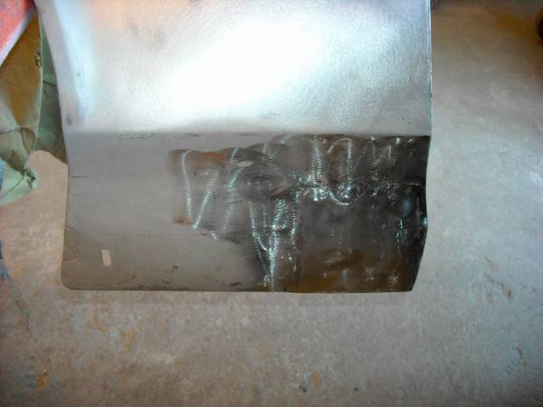 grinding_welds_on_left_fender_patch