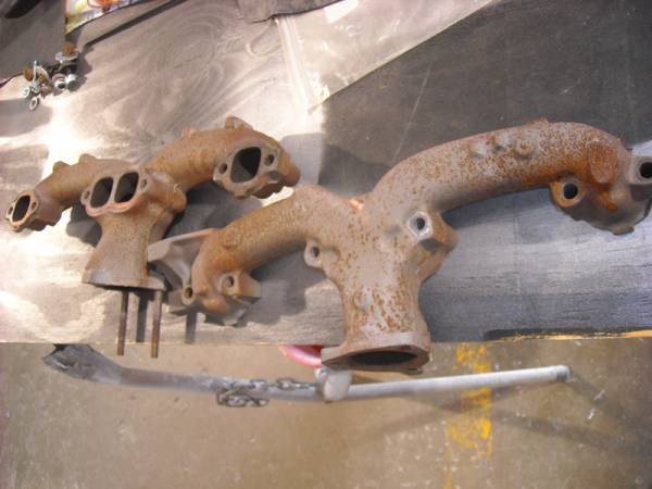 removed_exhaust_manifolds