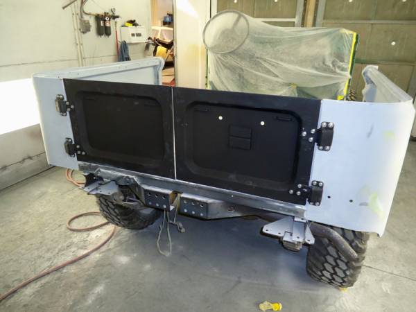 rear_doors_and_hinges_in_epoxy_primer