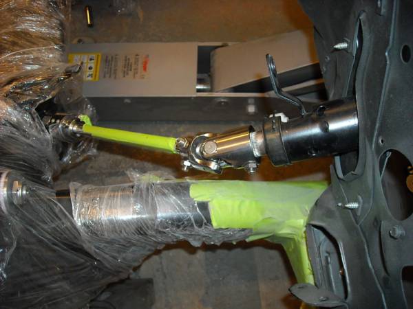 steering_shaft_and_u_joints_fit_to_rack