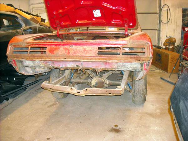 body_off_the_frame - Muscle Car and Classic Auto Restoration Photos