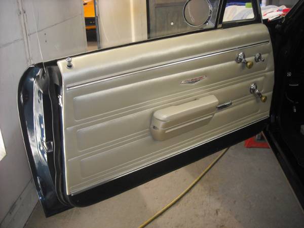 68_GTO_left_door_panel_assembly
