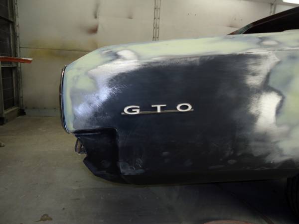 fitting_66_GTO_emblems