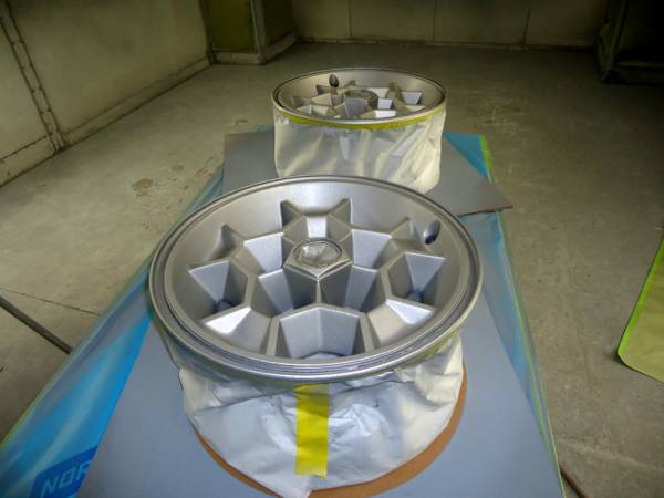 honeycomb_wheels_in_silver