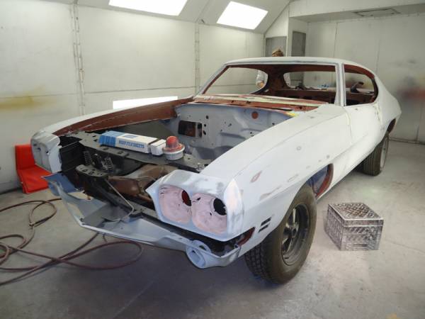 prep_and_block_sanding_71_GTO_in_120_grit_for_reprime