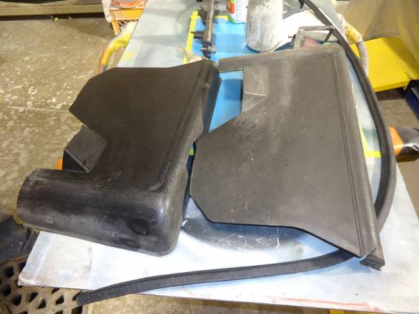 repair_and_resore_rear_arm_rest_covers